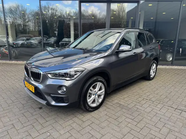 BMW X1 sDrive20i 192pk SportLine,LED,Navi,Clima,Stoelverw