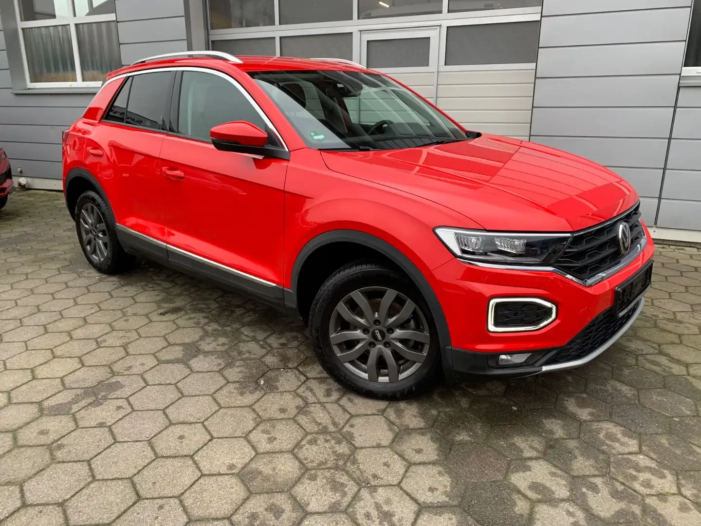 Volkswagen T-Roc Style Rojo - 1