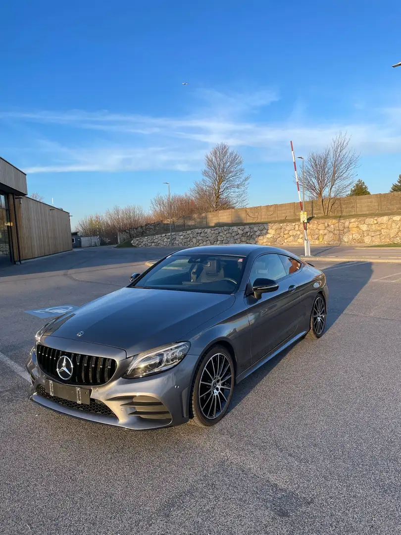 Mercedes-Benz C 200 Coupe Aut. Grau - 1