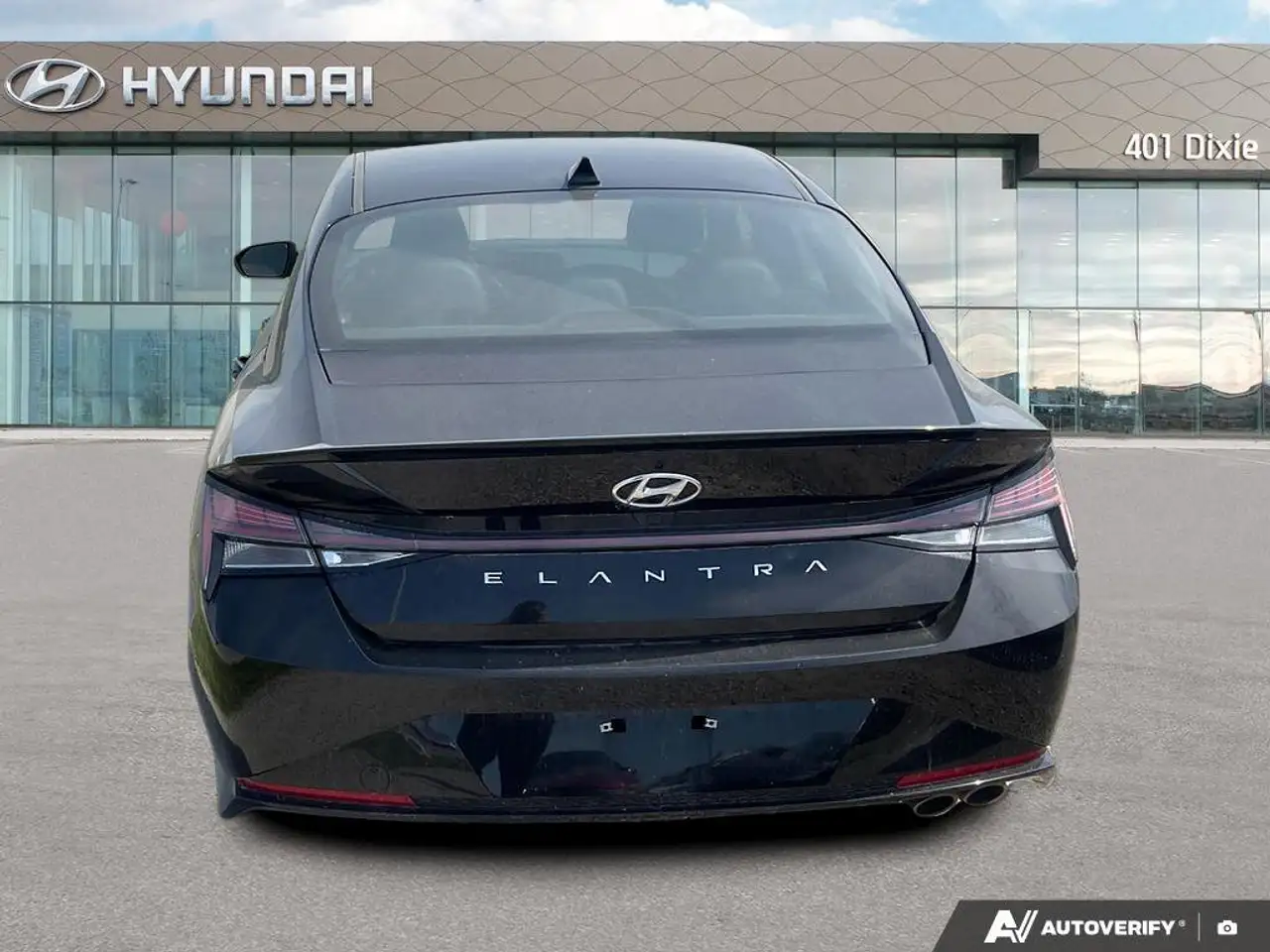 Hyundai ELANTRA снимка Hyundai ELANTRA