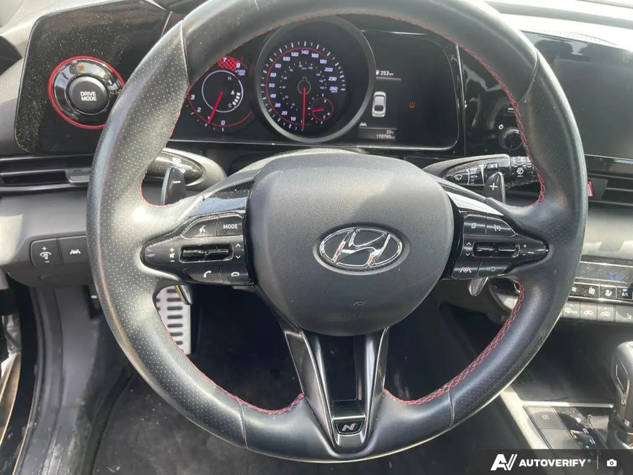 Hyundai ELANTRA снимка Hyundai ELANTRA