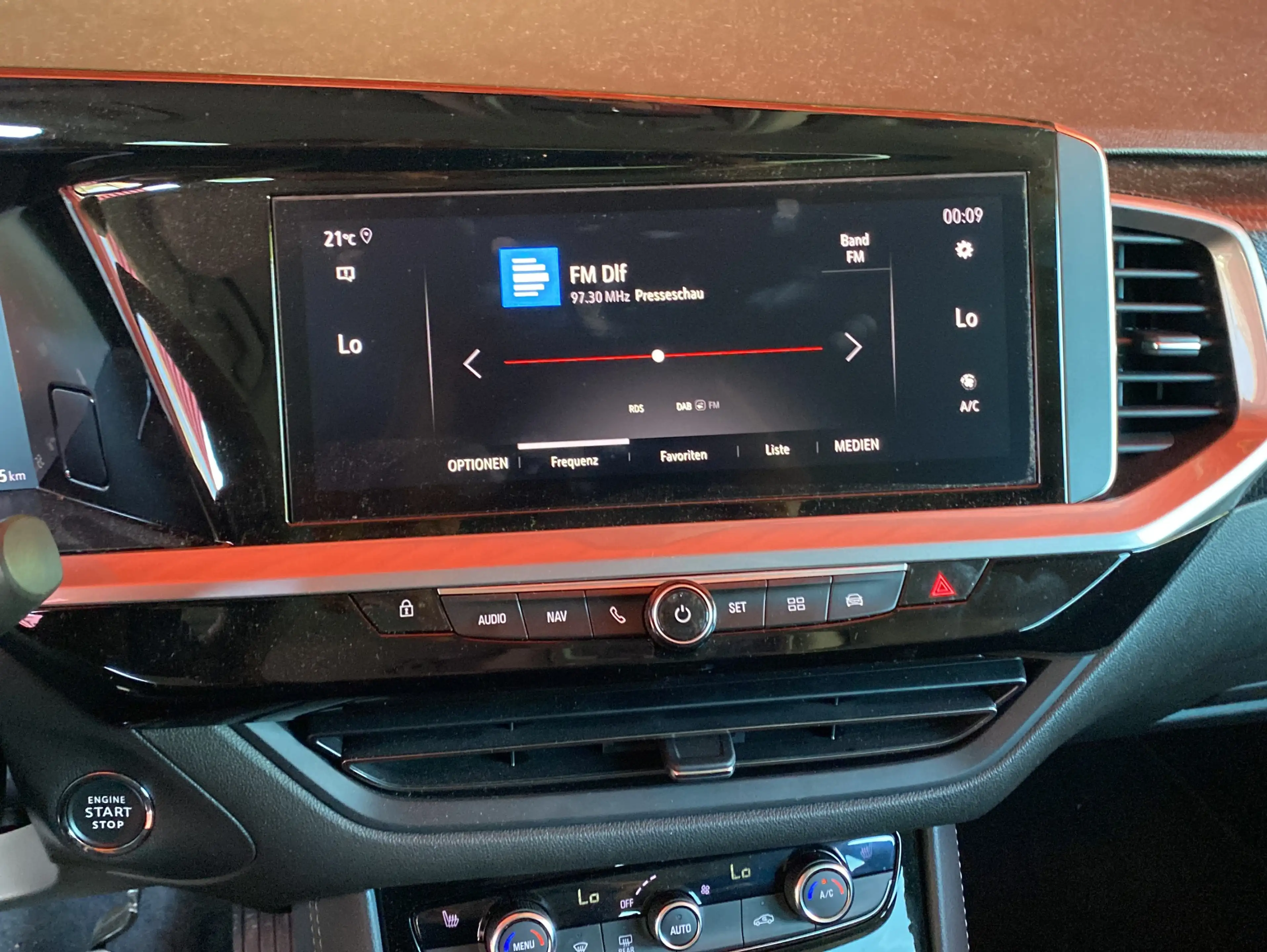 Opel Grandland X 1.2T GS Line*Navi*DAB*LED*IntelliLux — photo 7
