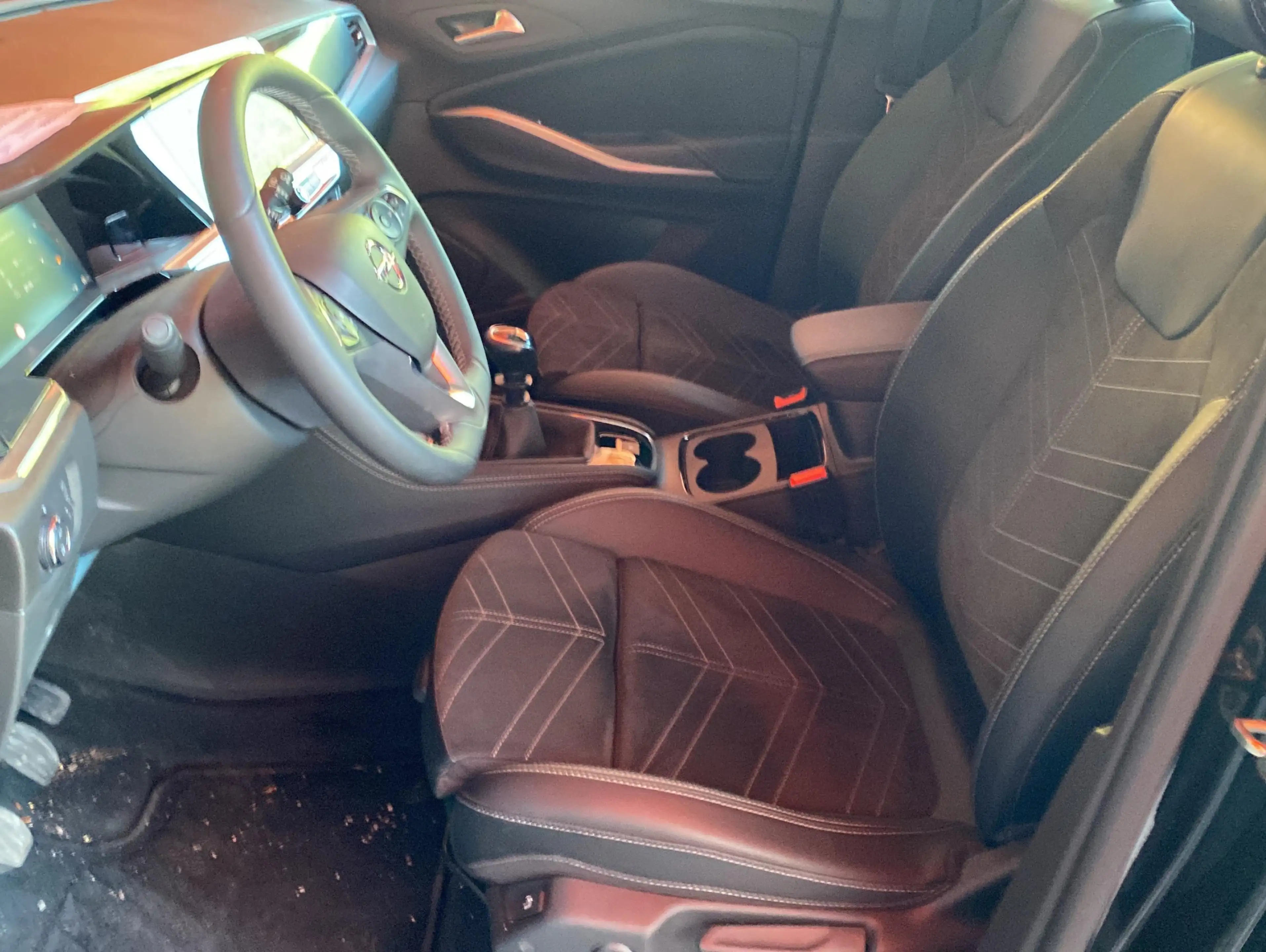 Opel Grandland X 1.2T GS Line*Navi*DAB*LED*IntelliLux — photo 8