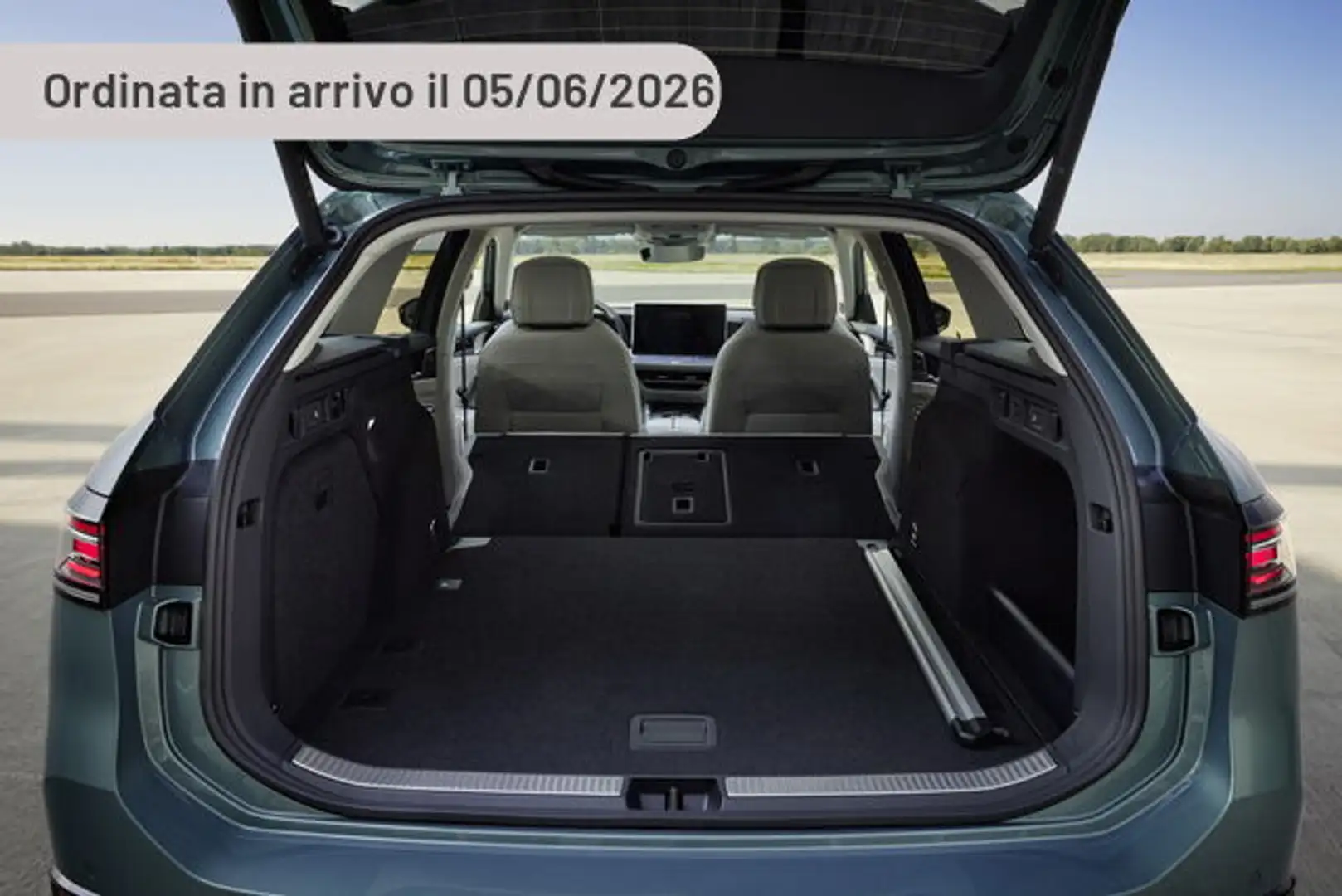 Volkswagen Passat 1.5 eTSI 150 CV ACT DSG Argento - 1