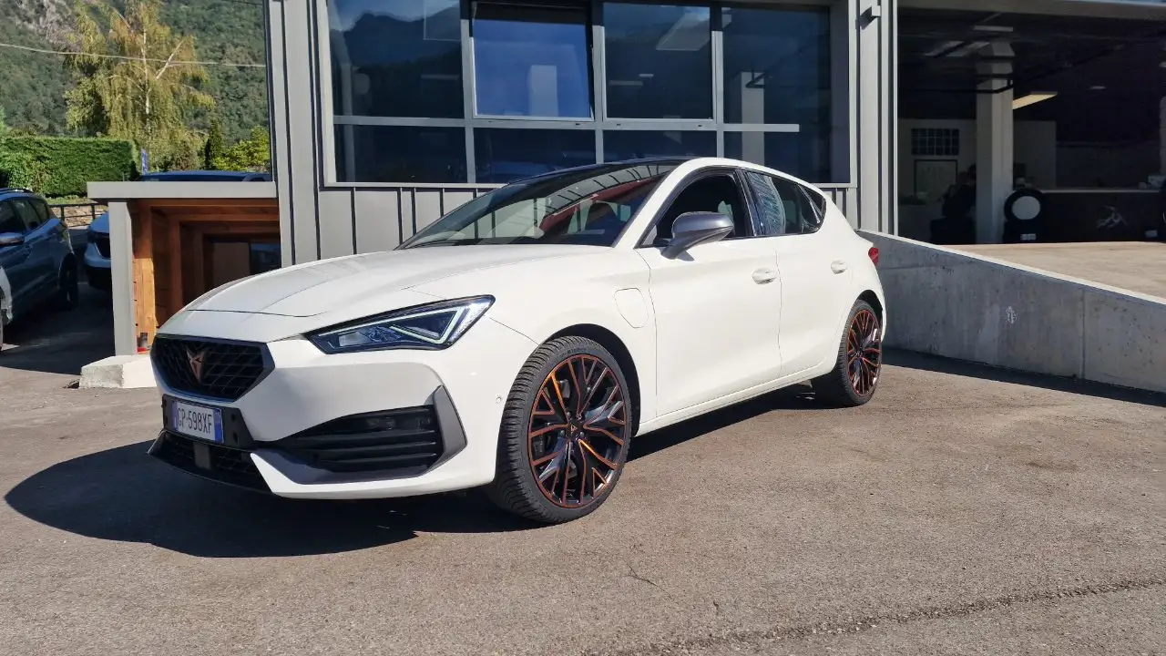 Cupra Leon 1.4 e-hybrid VZ 245cv dsg
