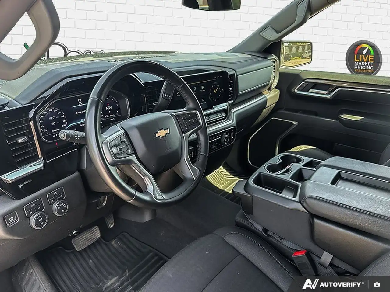 Chevrolet Silverado 1500 снимка Chevrolet Silverado 1500