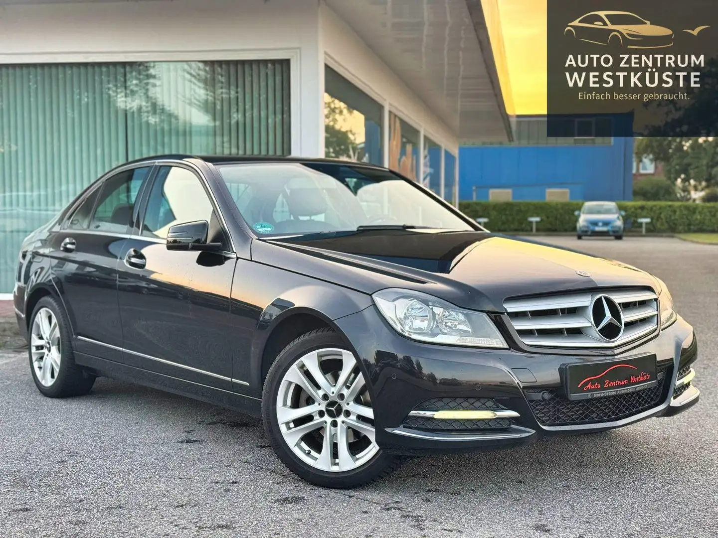 Mercedes-Benz C 180 Lim. CGI BE Autom. Avantgarde Navi PDC SHZ Zwart - 1