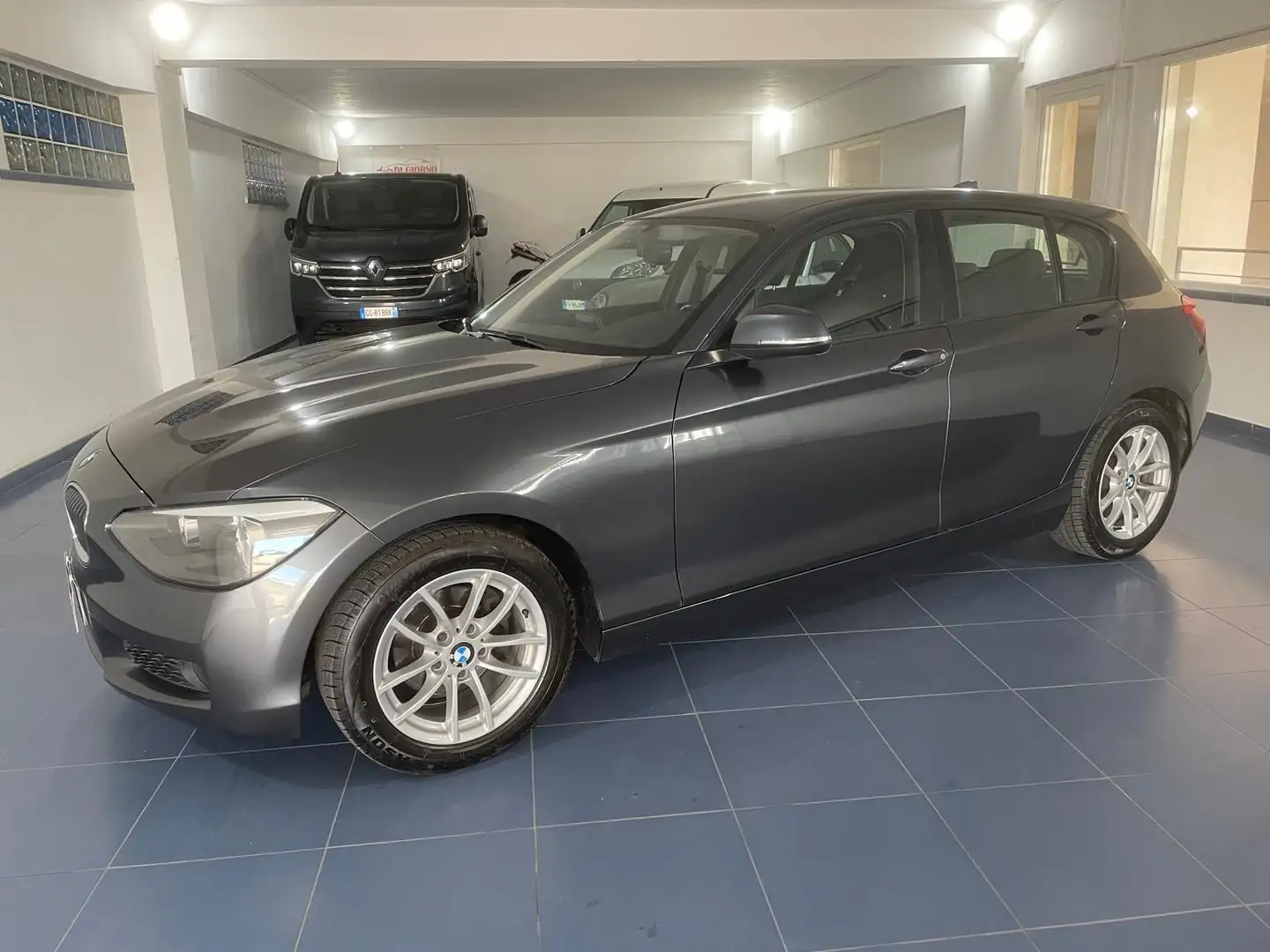 BMW 116 116d 5p Grigio - 1