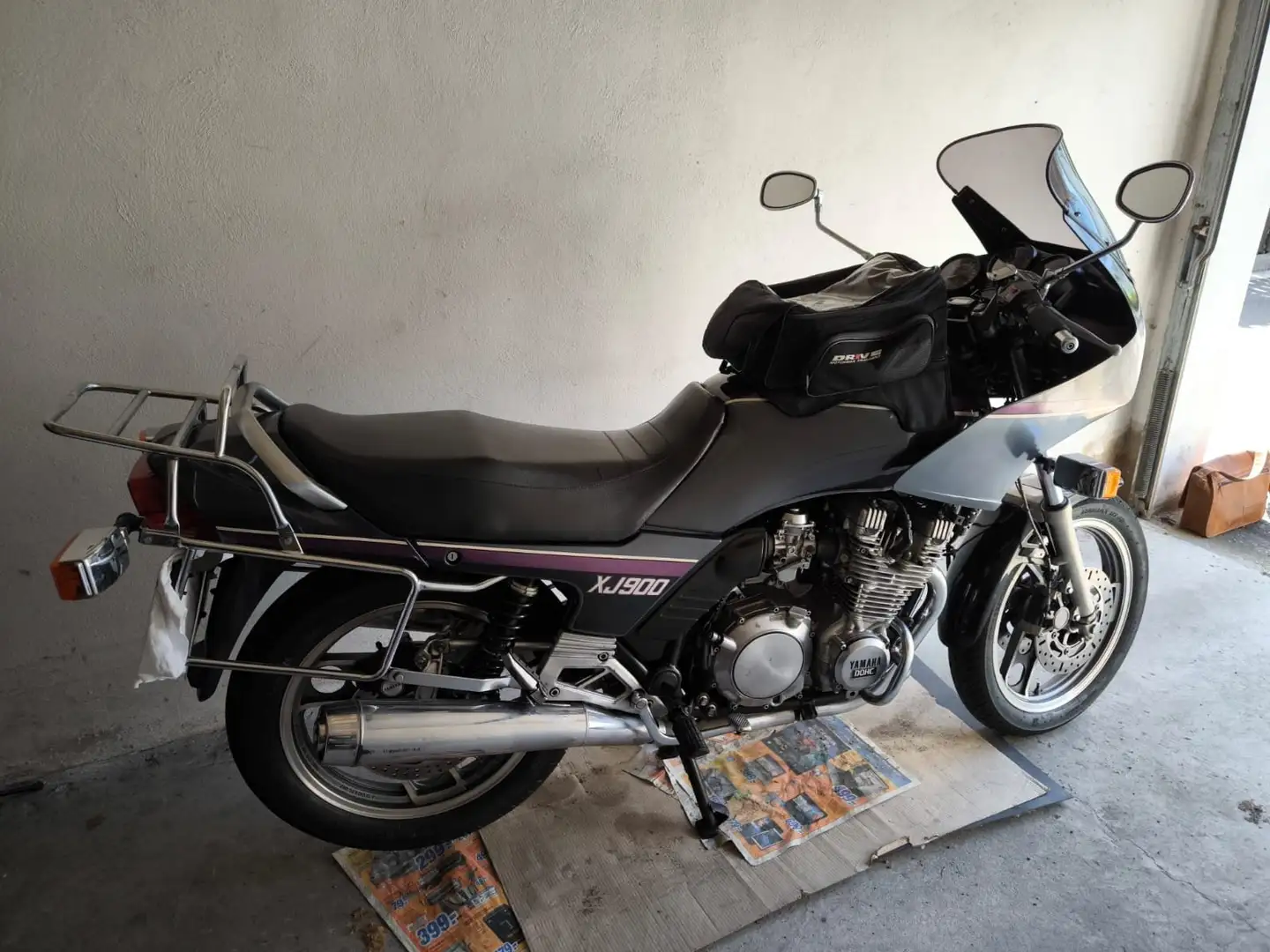 Yamaha XJ 900 4BB / Verkleidet Negru - 1