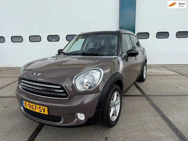 MINI 5 Deurs 1.6 Countryman Automaat