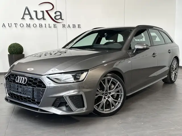 Audi A4 Avant view 2