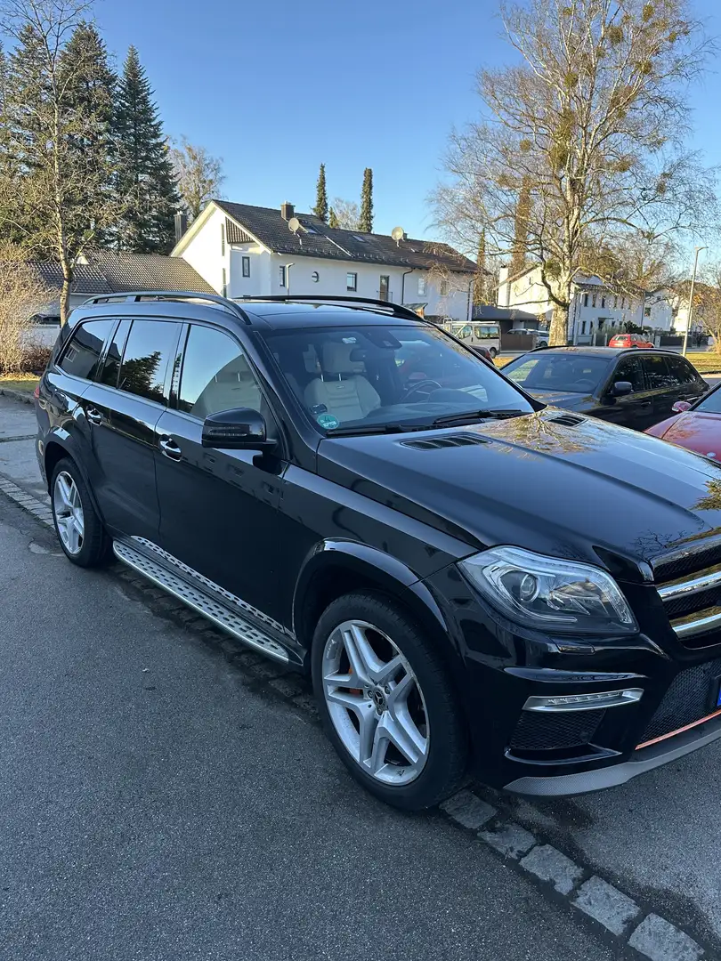 Mercedes-Benz GL 63 AMG GL 63 AMG 4Matic (166.874) Schwarz - 2
