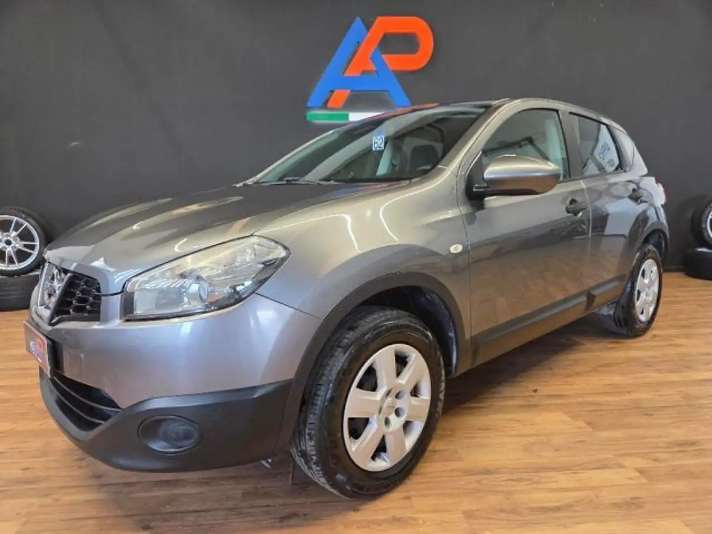 Nissan Qashqai 1.5 dCi DPF Acenta Gris - 1
