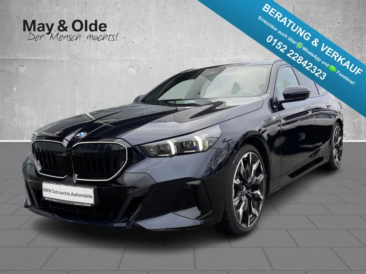 BMW 520 i M Sport Touring HUD AHK Pano Navi PA+DA+ Schwarz - 1