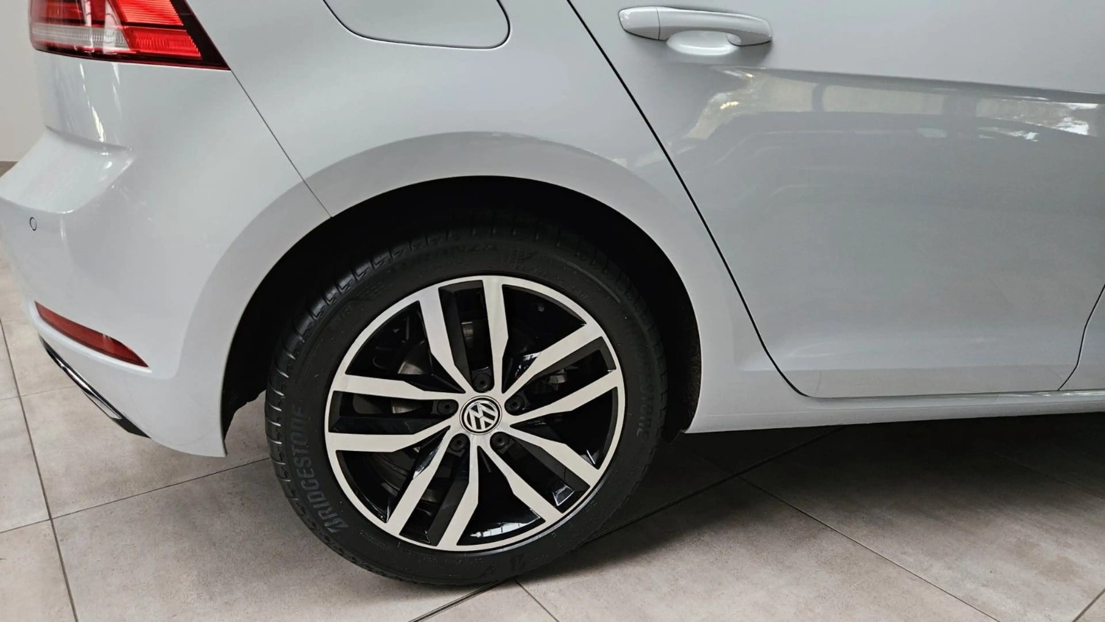 Volkswagen Golf VII Lim Join 2.0 TDI Panorama LED Navi ACC — photo 4