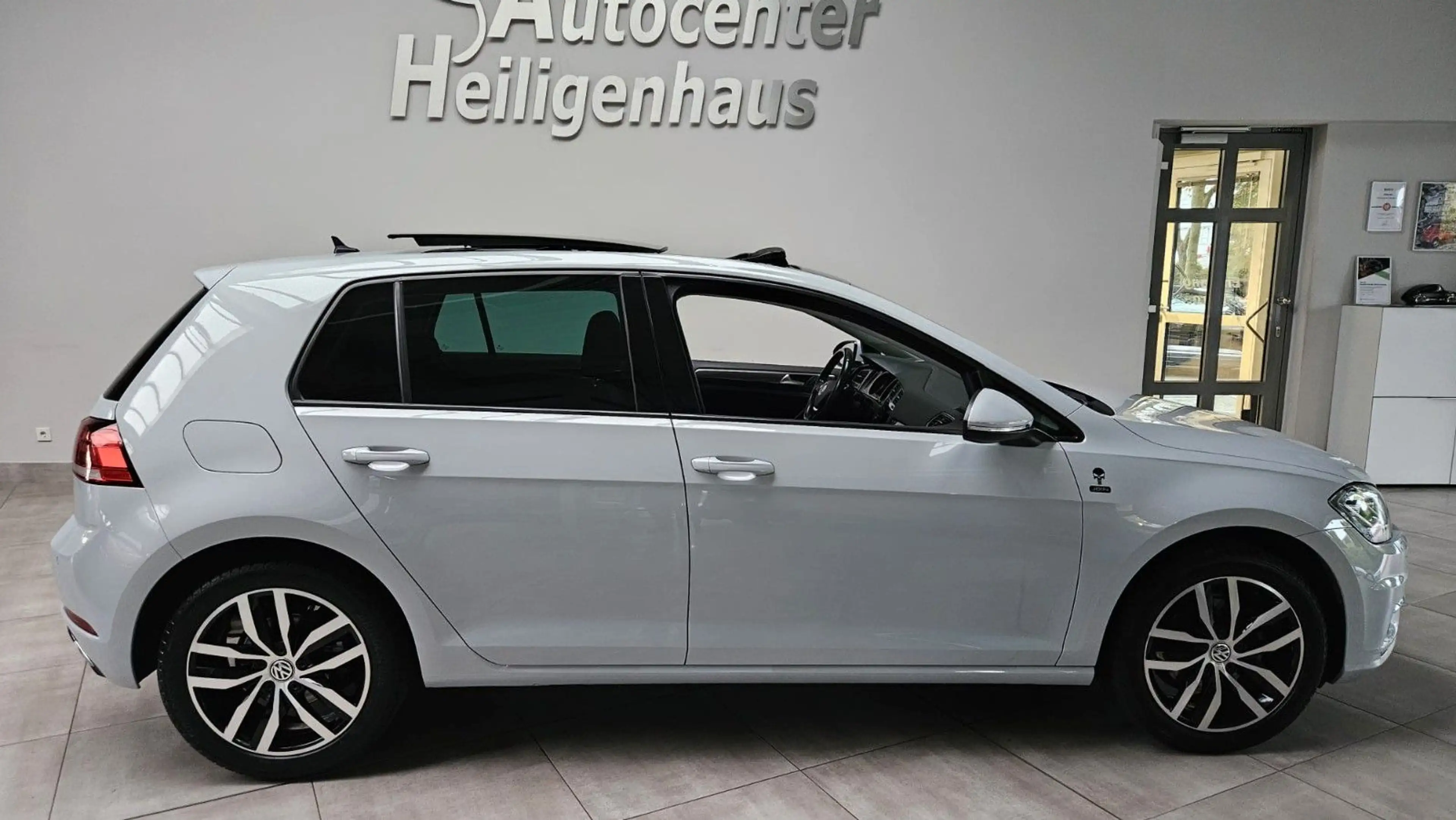 Volkswagen Golf VII Lim Join 2.0 TDI Panorama LED Navi ACC — photo 3