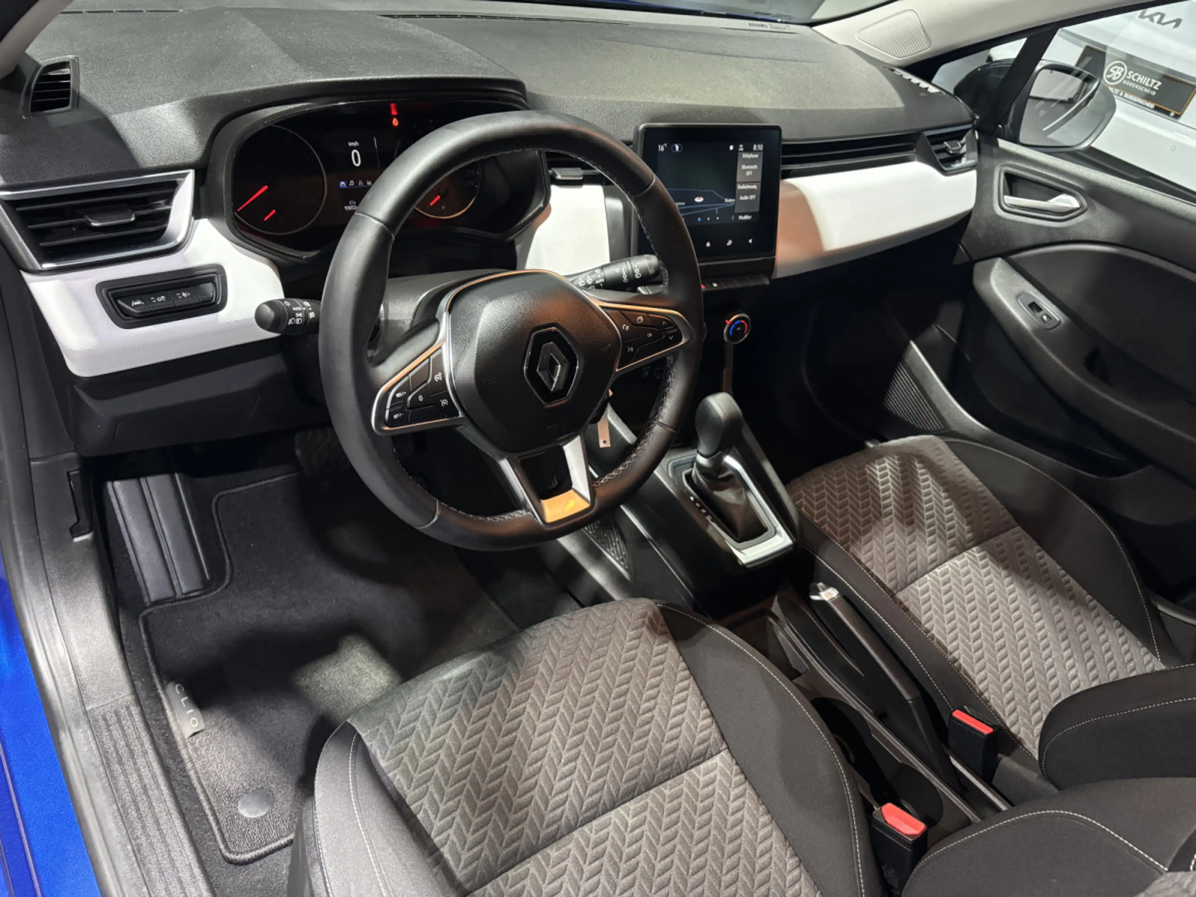 Renault Clio 1.0 TCe Techno — photo 10