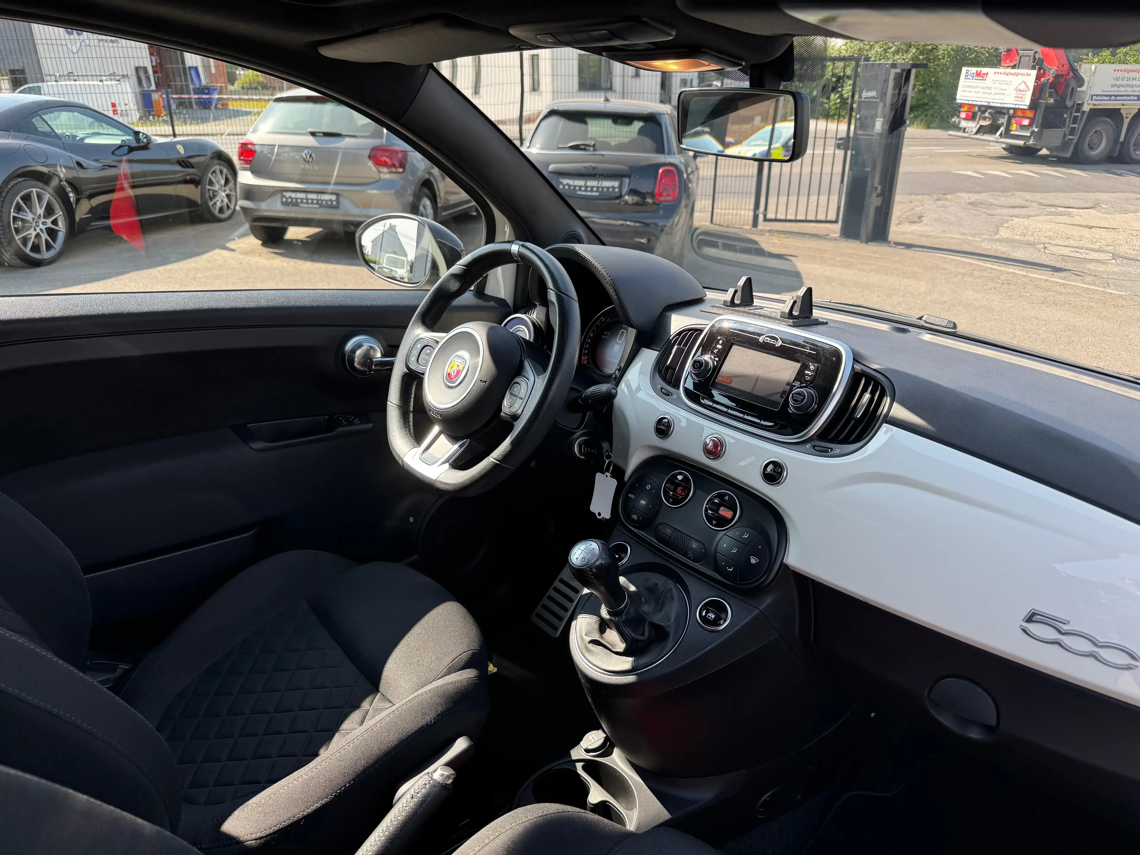 Abarth 595 1.4 T-JET / TOIT PANO / NAV / GARANTIE / AIRCO / BLUETOOTH — photo 8