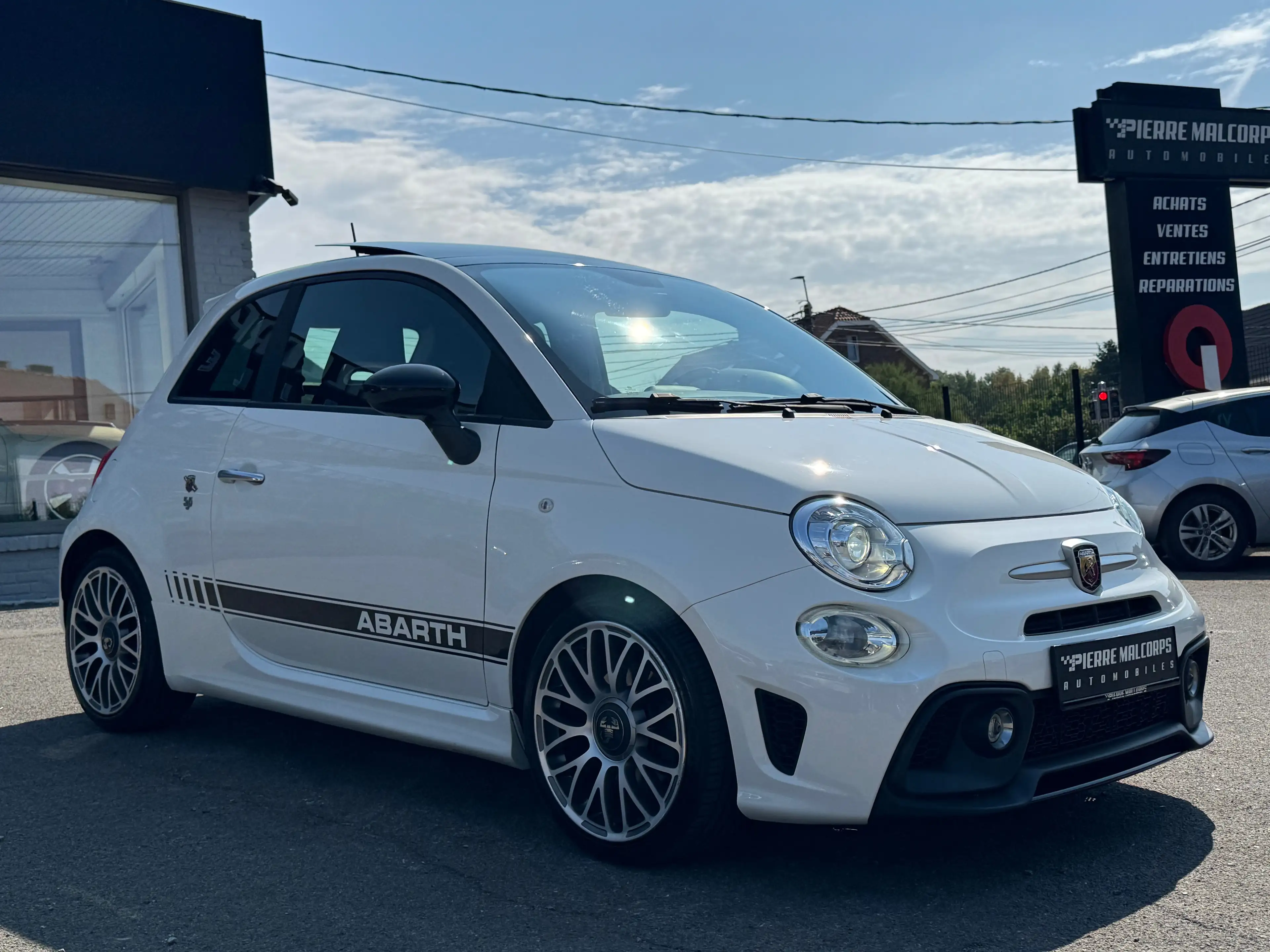 Abarth 595 1.4 T-JET / TOIT PANO / NAV / GARANTIE / AIRCO / BLUETOOTH — photo 4