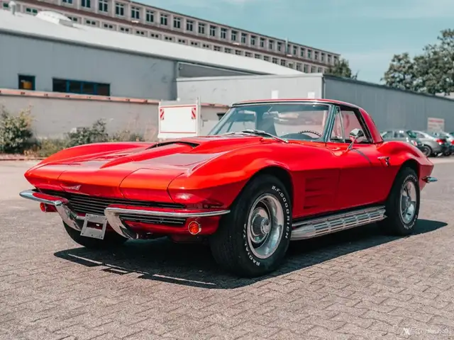 Corvette C2 Cabriolet mit Hardtop - *Matching Numbers*