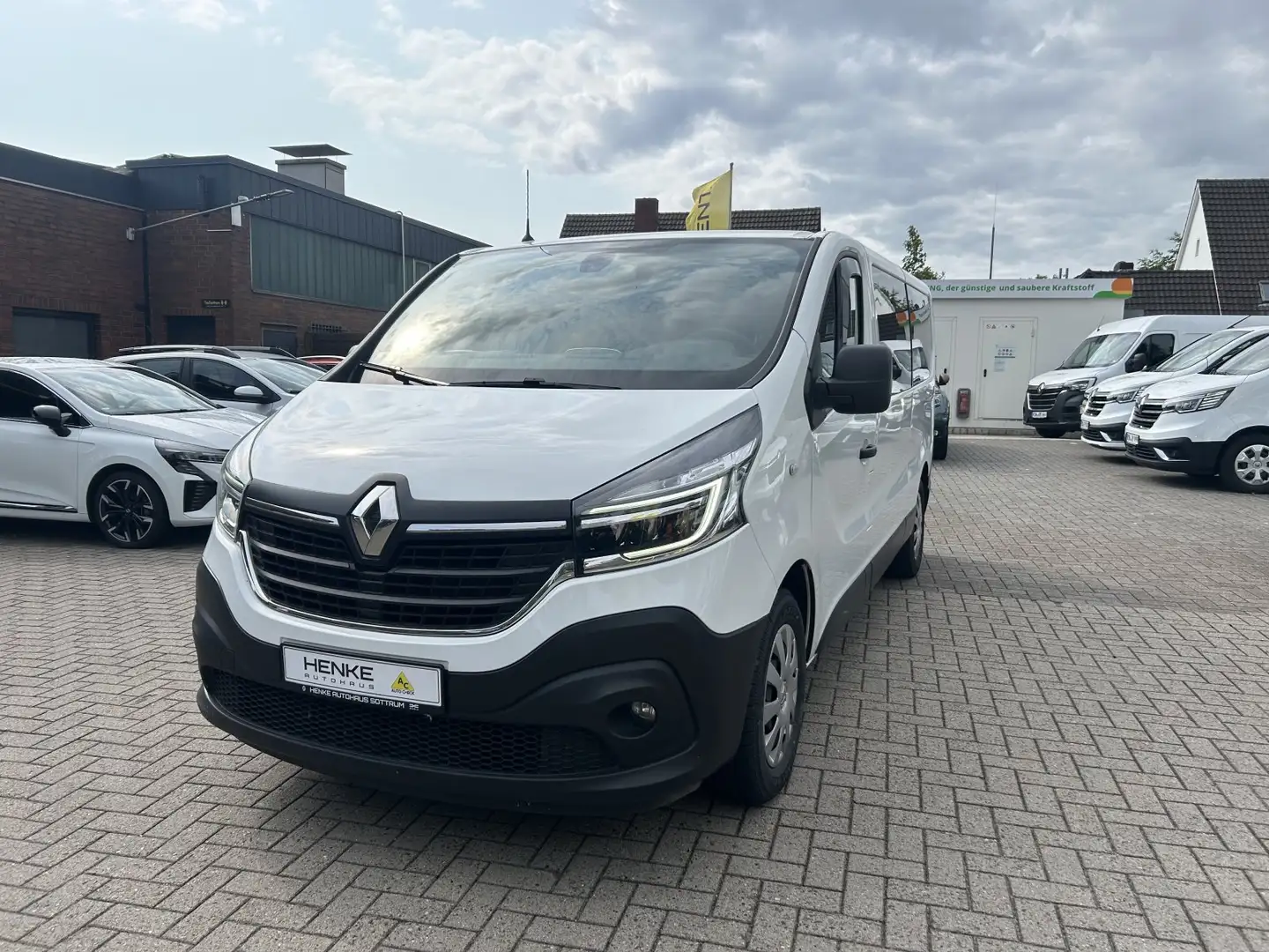 Renault Trafic 2,0 dCi 145 ENERGY L2H1 Life 3,0t (EU 6d-T) Diesel Weiß - 2