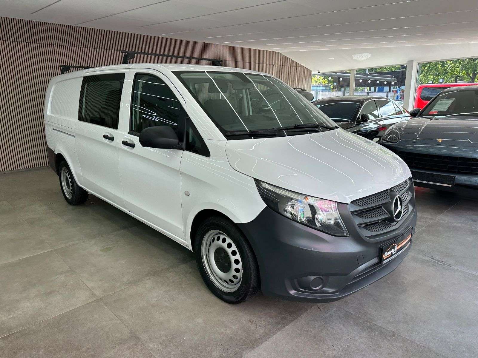 Second hand Mercedes Benz Vito 