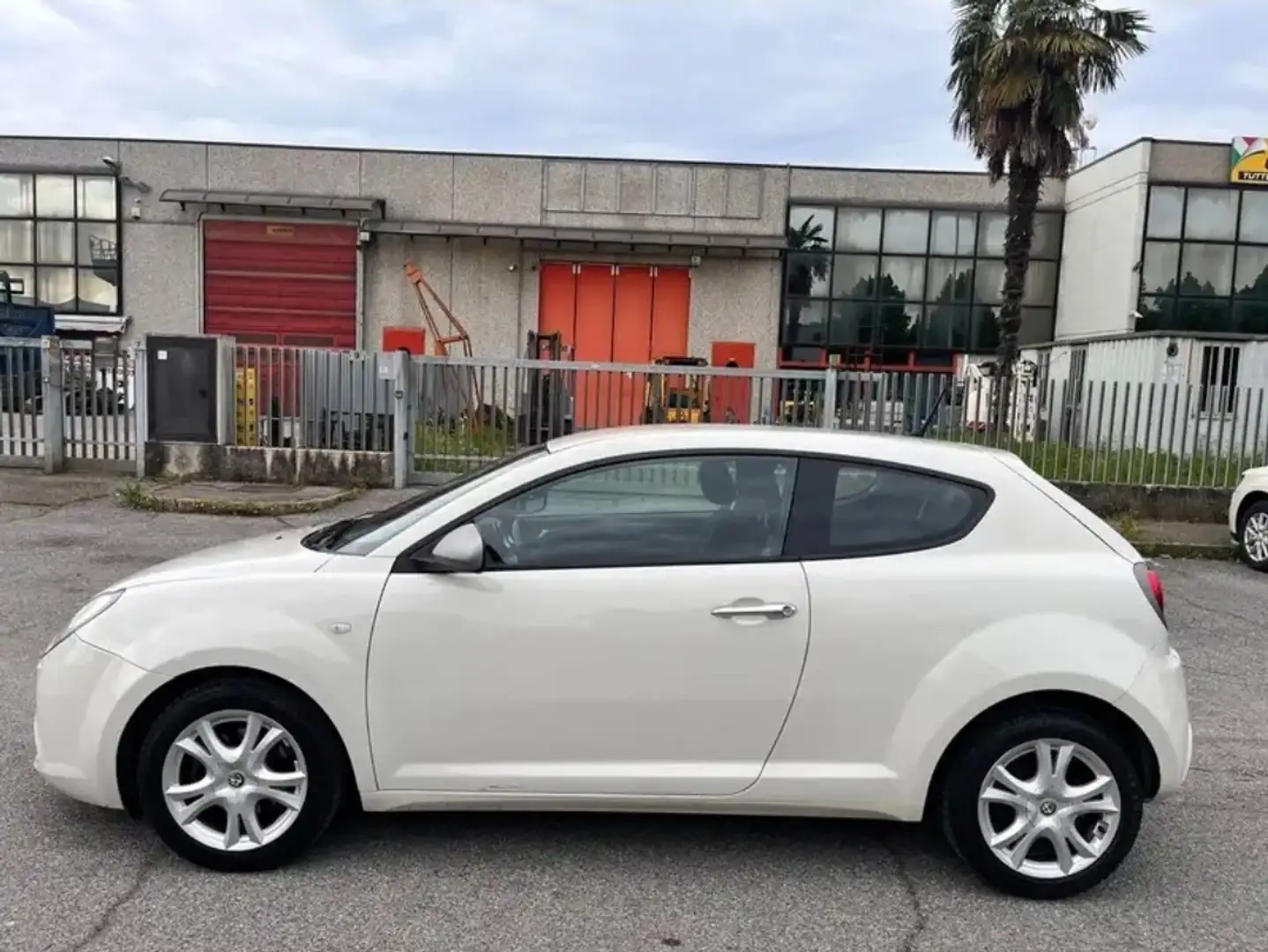 Alfa Romeo MiTo 1.6 jtdm Distinctive 120cv - 1