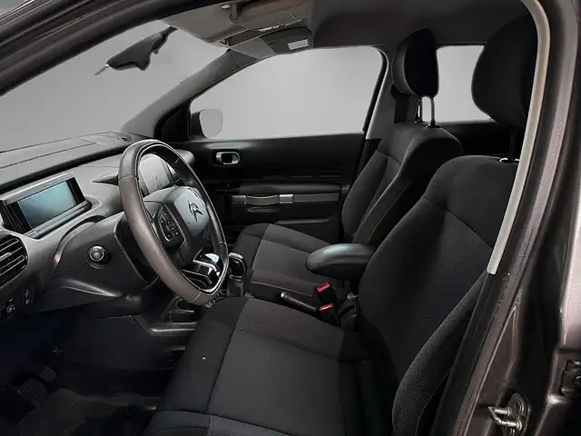 Citroen C4 Cactus view 7
