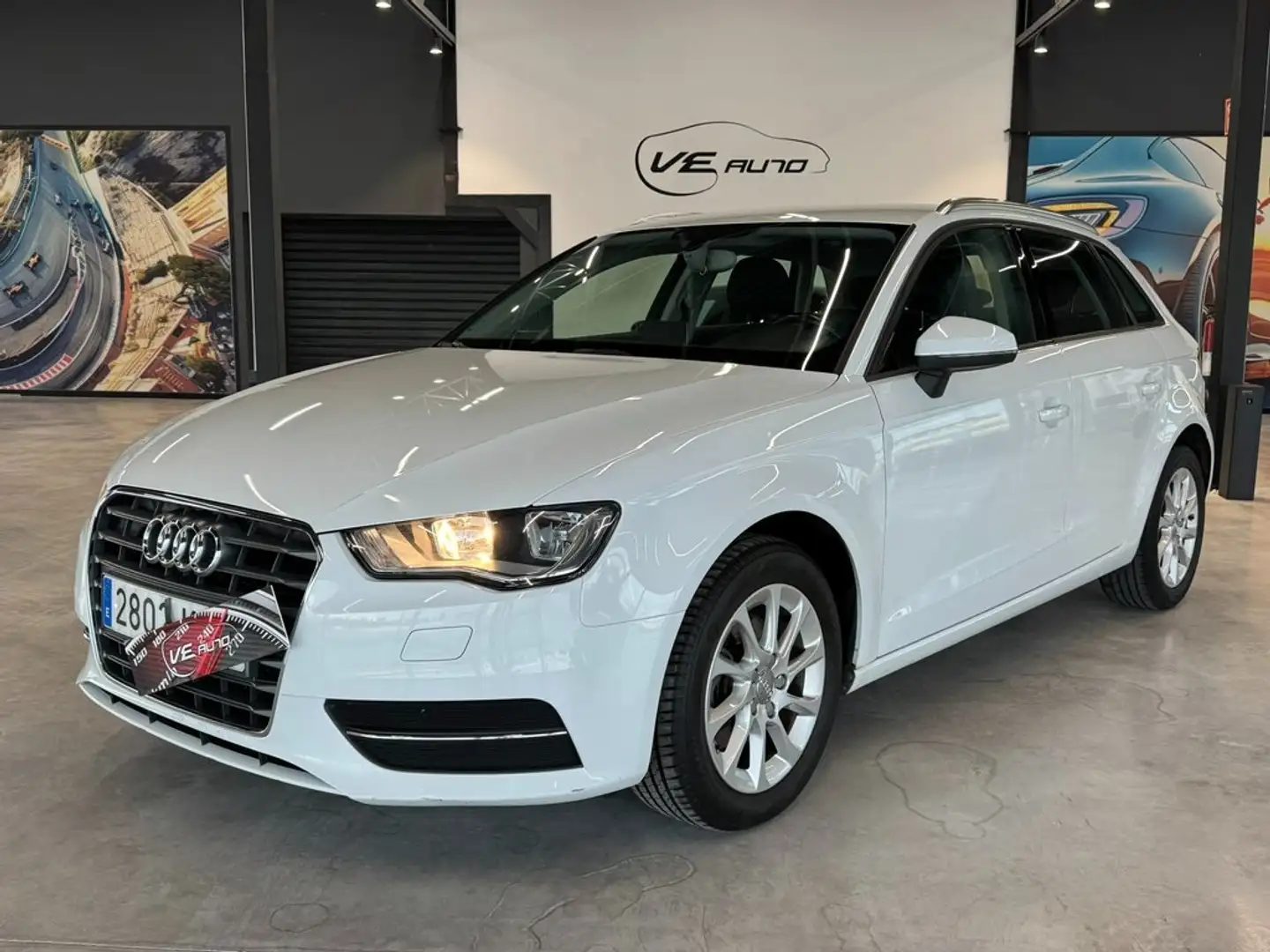 Audi A3 Sportb 1.6 TDI 110 clean S tr Attraction Blanco - 1