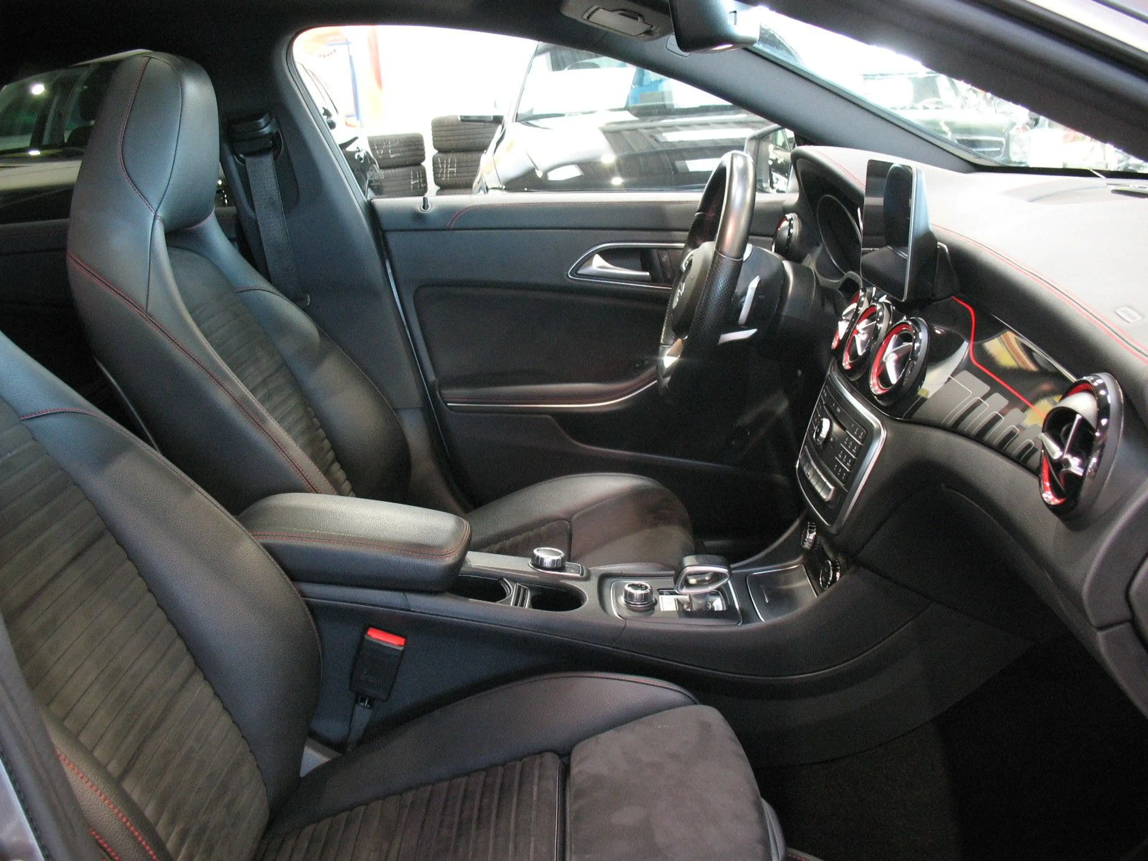 Mercedes-Benz CLA 45 AMG CLA 45 4Matic AMG Speedshift DCT 7G *LED*SHD* — photo 14