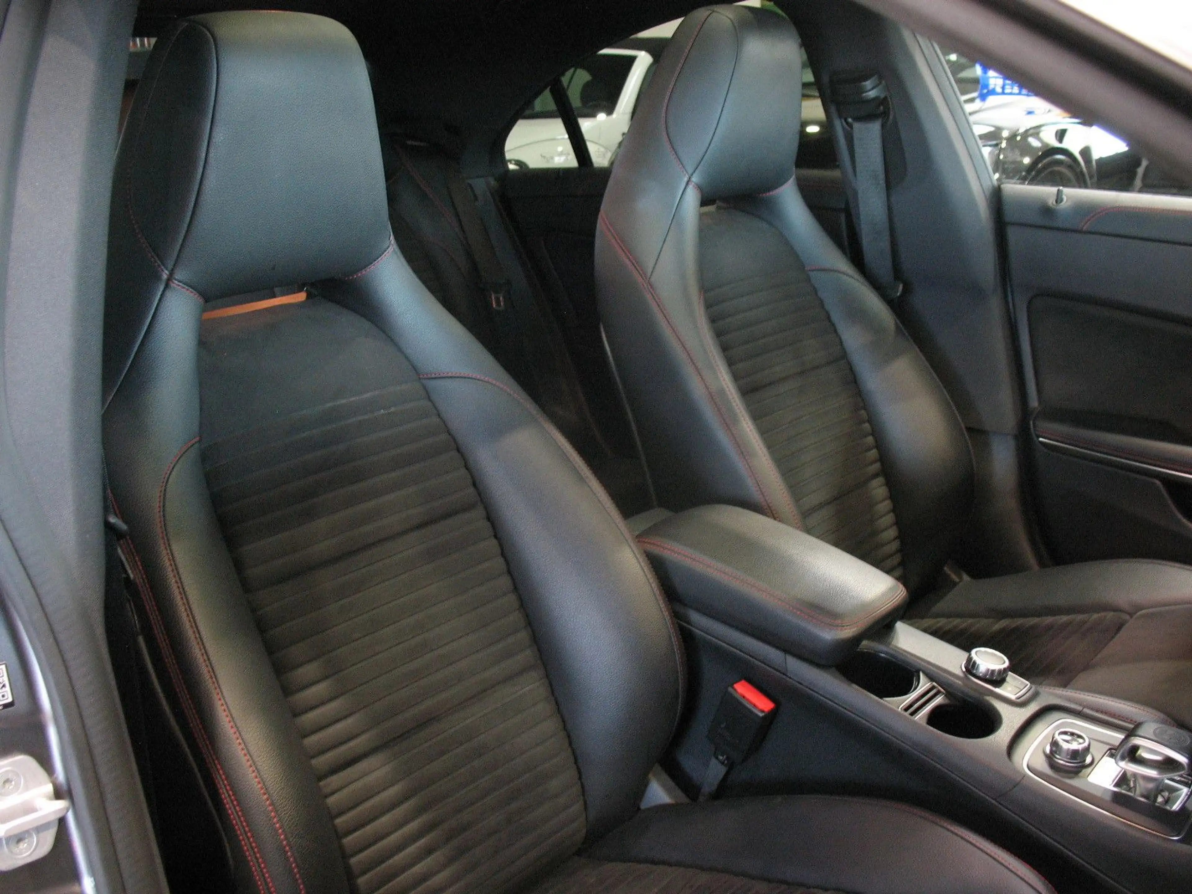 Mercedes-Benz CLA 45 AMG CLA 45 4Matic AMG Speedshift DCT 7G *LED*SHD* — photo 13