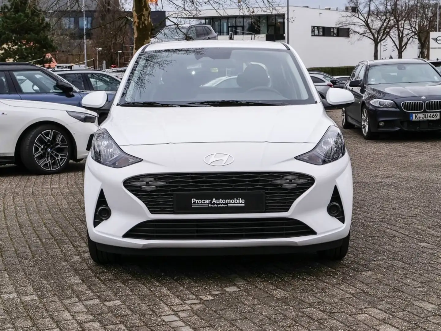Hyundai i10 Select / RFK / NAVI / DAB / Einparkhilfe / Weiß - 2