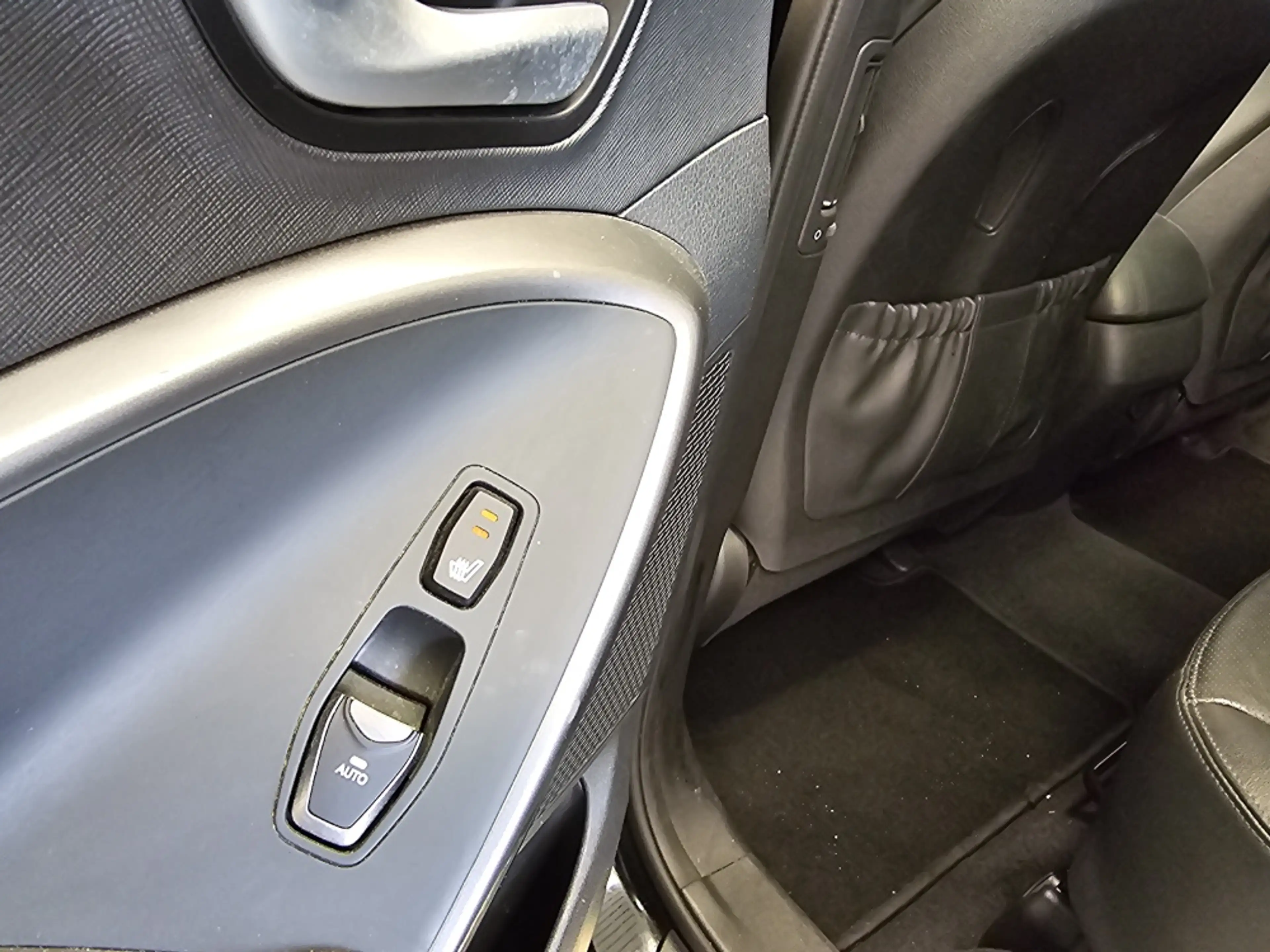 Hyundai SANTA FE Allrad,AHK,Kamera,Pano,Navi, — photo 14