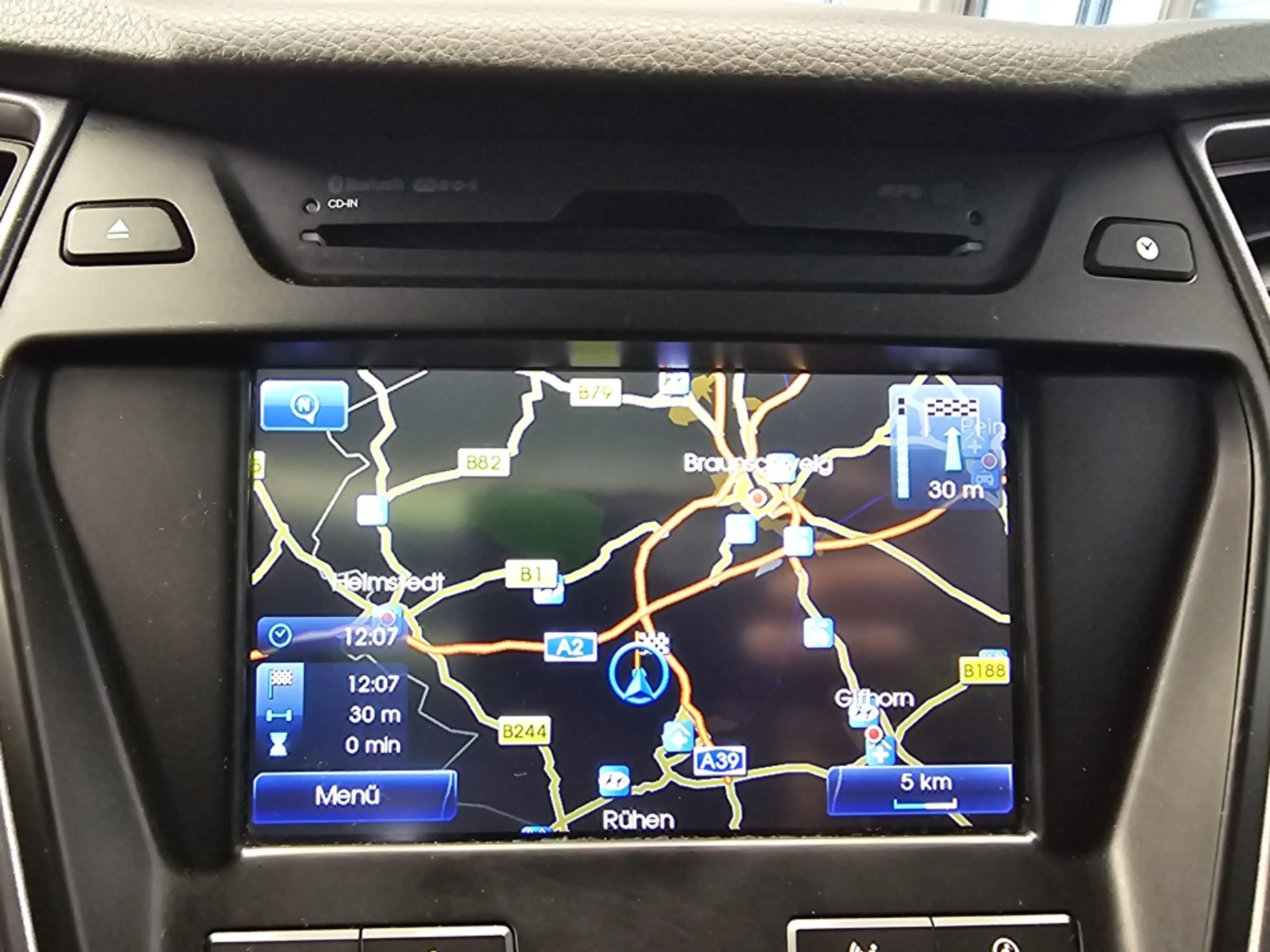 Hyundai SANTA FE Allrad,AHK,Kamera,Pano,Navi, — photo 12