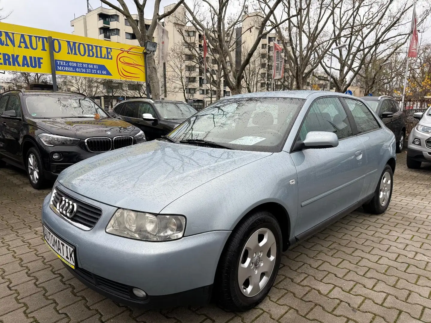 Audi A3 1.6 Ambiente *AUTOMATIK* 1.H Silber - 1