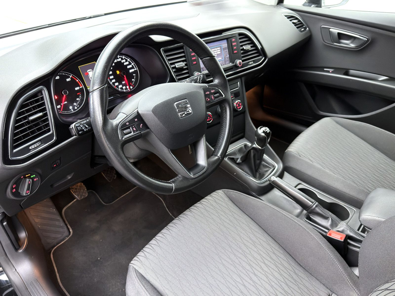 SEAT Leon ST 1.6 TDI Ecomotive Style*Navi*PDC*SHZ* — photo 7