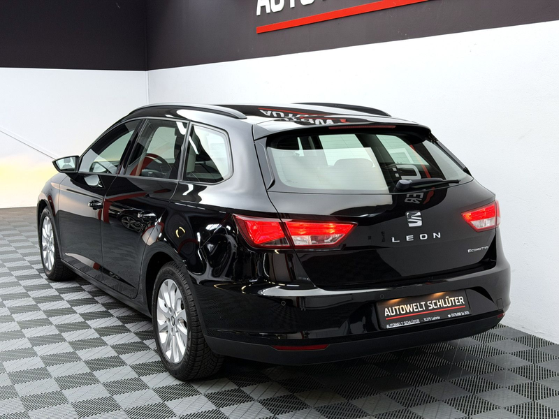 SEAT Leon ST 1.6 TDI Ecomotive Style*Navi*PDC*SHZ* — photo 3