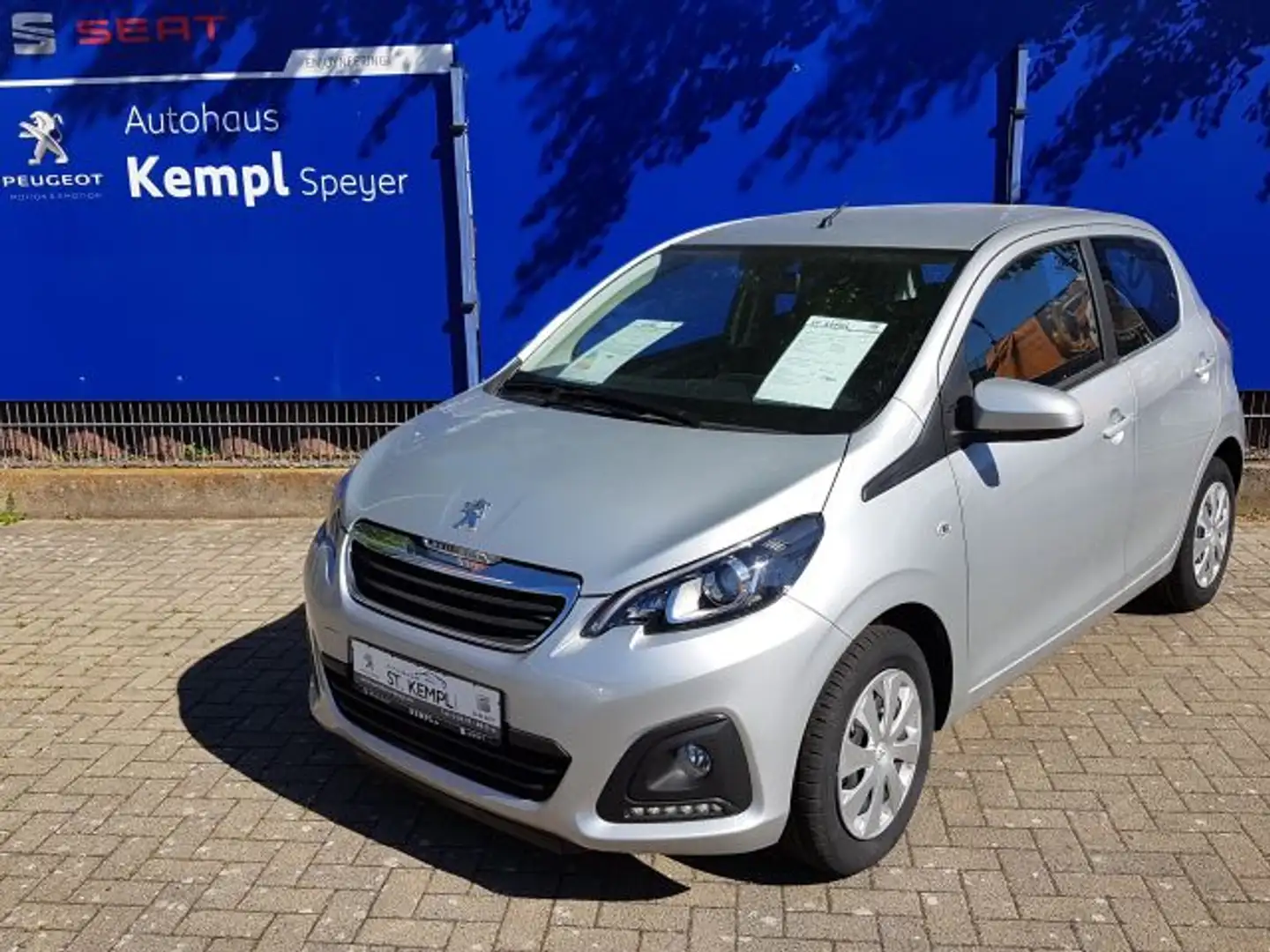 Peugeot 108 VTI 72 Stop&Start Active Grau - 1