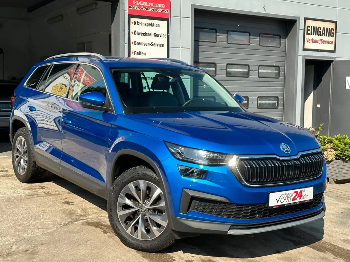 Skoda Kodiaq 2.0 TSI Style 4x4 LEDER LED NAVI *SOFORT* Bleu - 2