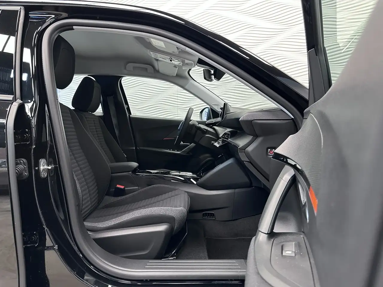 Peugeot E-2008 50 kWh*95.3% SOH*ONLY 8.858 KM!!!*ACTIVE-PACK*, миниатюра 19