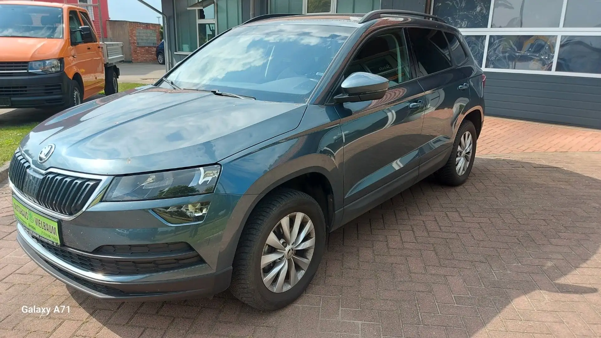 Skoda Karoq 1.5 TSI ACT DSG AMBITION Grau - 2