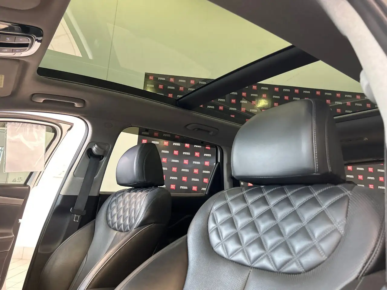 Hyundai SANTA FE снимка Hyundai SANTA FE
