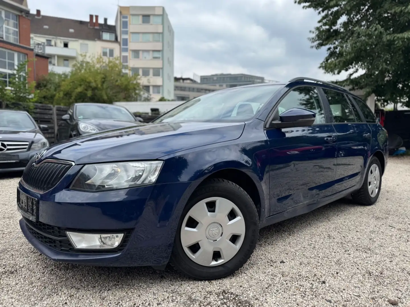 Skoda Octavia 1.6TDI Combi Ambition/KLIMA/TEMP/PDC/EU6 Blauw - 2