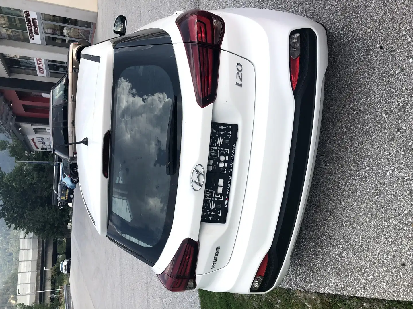 Hyundai i20 1,25 Level 1 Weiß - 2