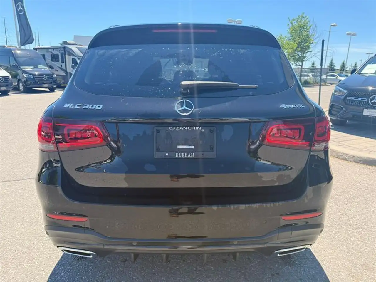 Mercedes-Benz GLC снимка Mercedes-Benz GLC