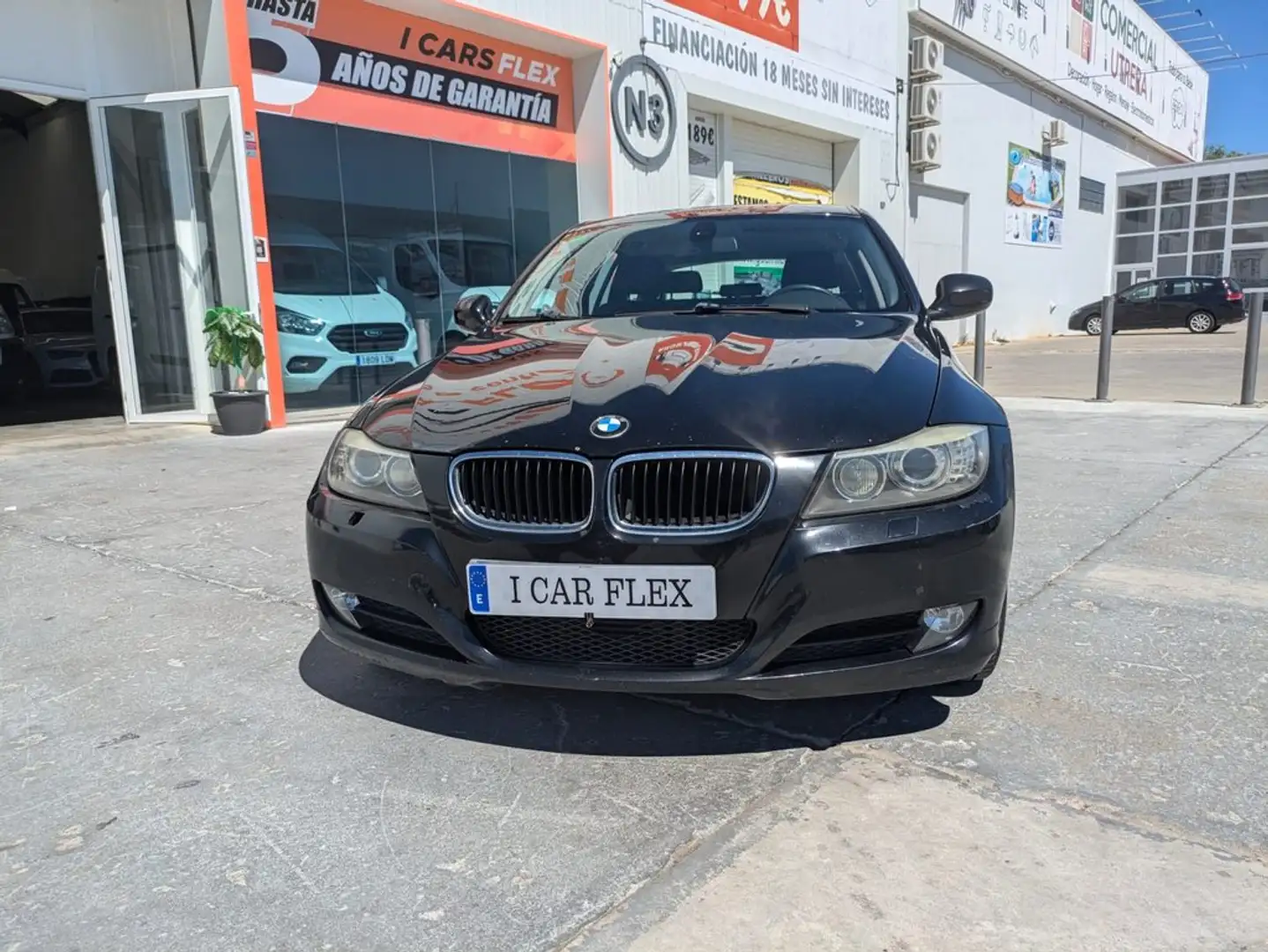BMW Active Hybrid 3 320d xDrive Touring Noir - 2