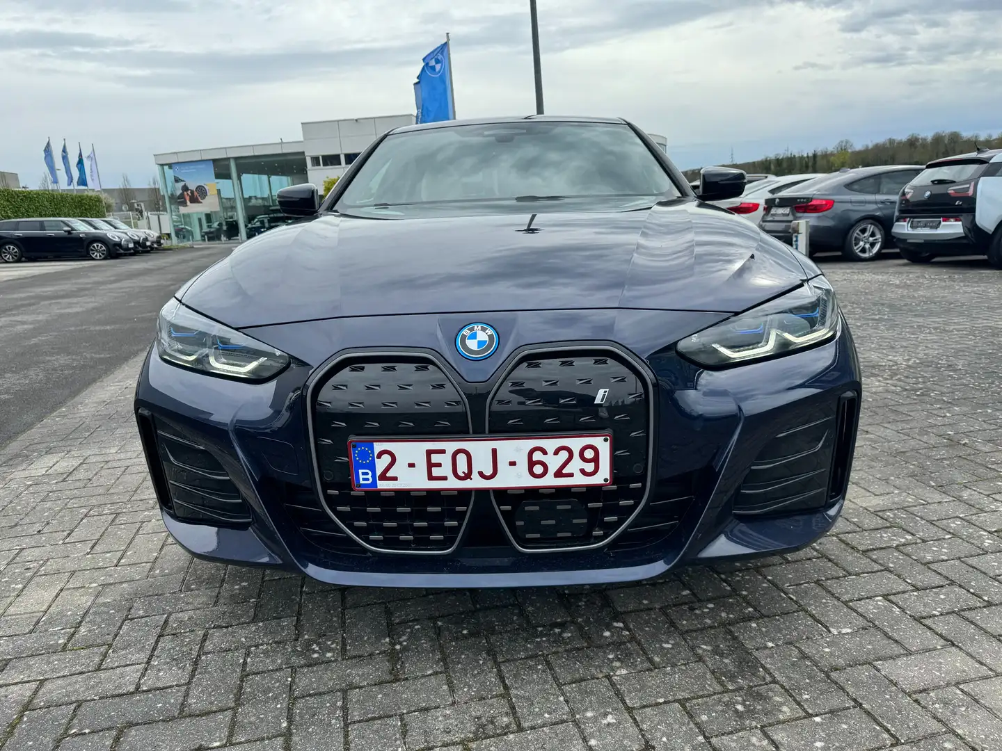 BMW i4 BMW i4 35 livrable rapidement Bleu - 2