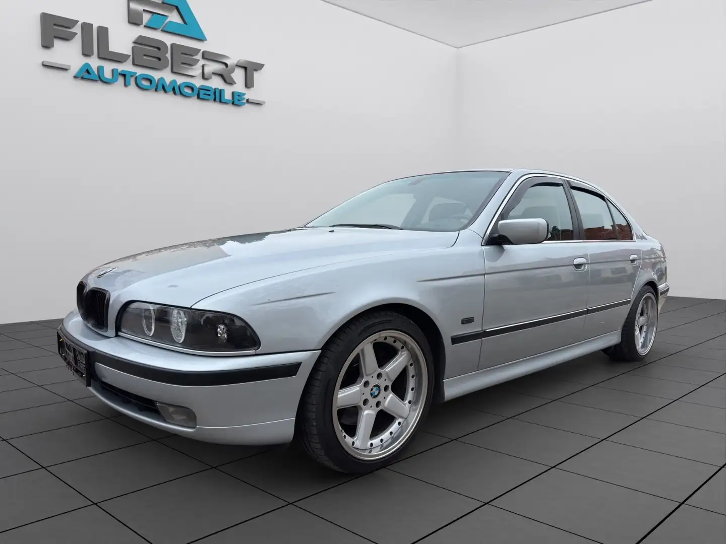 BMW 535 i V8/Memory/Xenon Gris - 1
