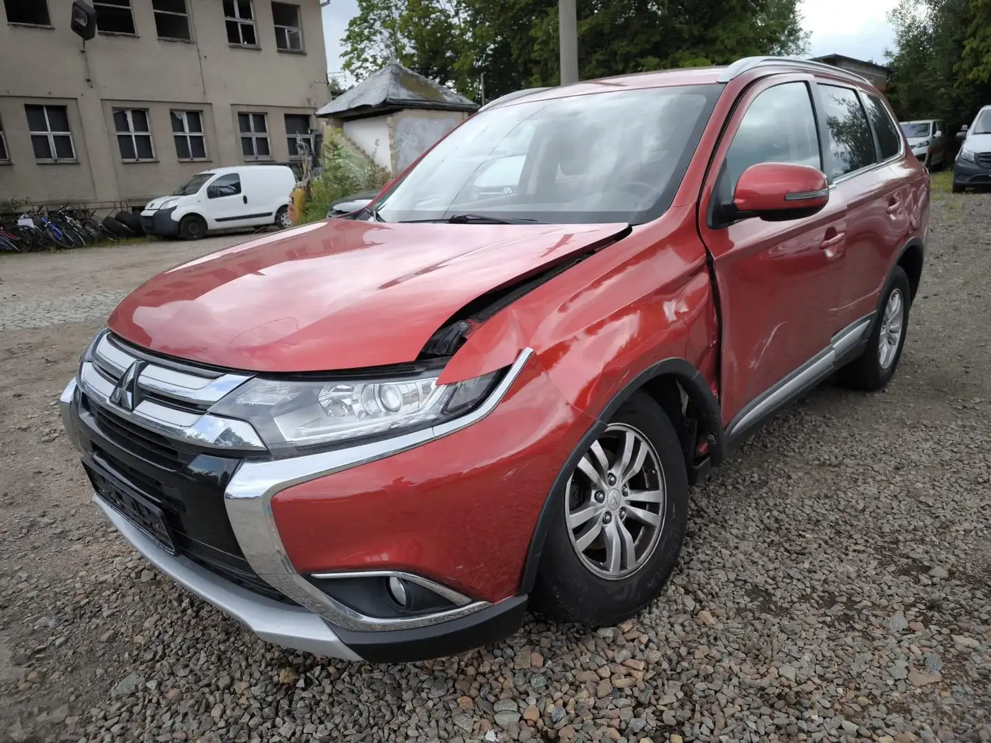 Mitsubishi Outlander SUV-Star 2WD 2.0i MIVEC Airbags Ok Красный - 1