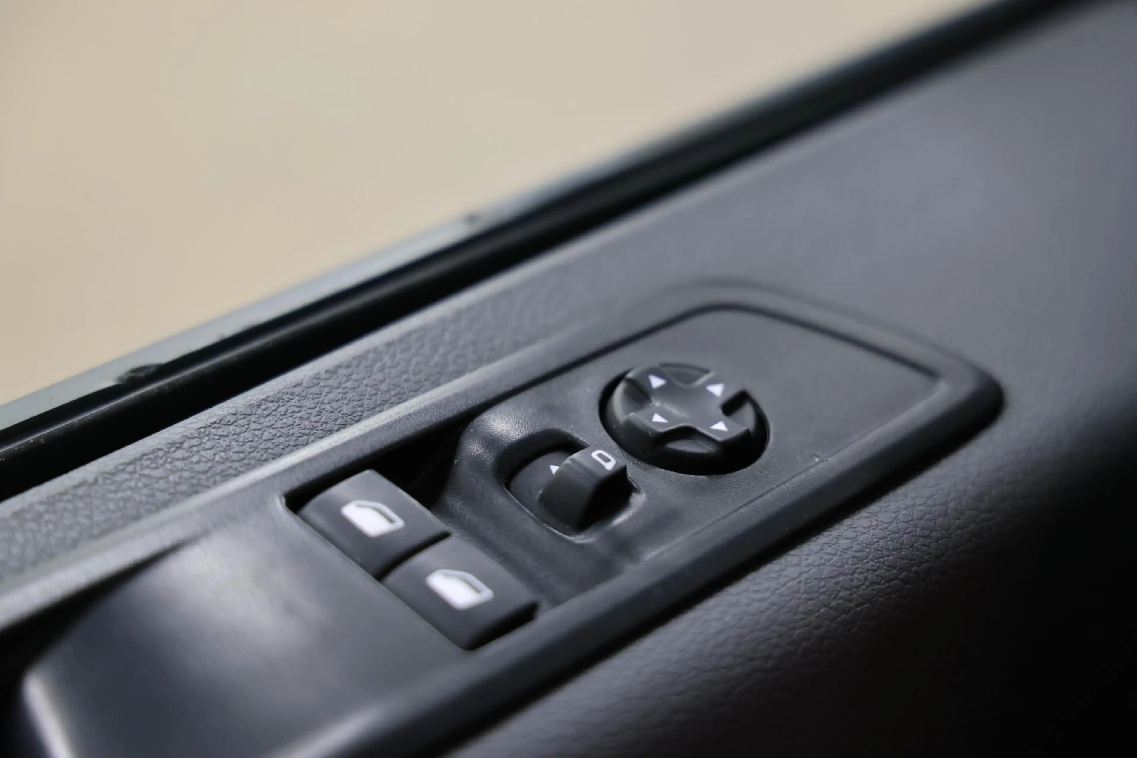 Peugeot e-Expert Premium 75 kWh LANG Camera Carplay — photo 17